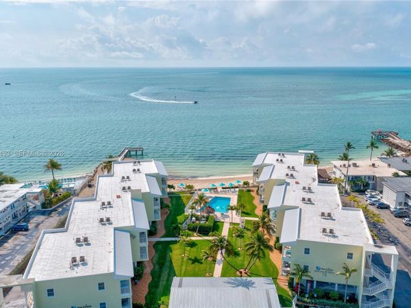 501 E Ocean Dr, Unit 28, Key Colony, FL 33051