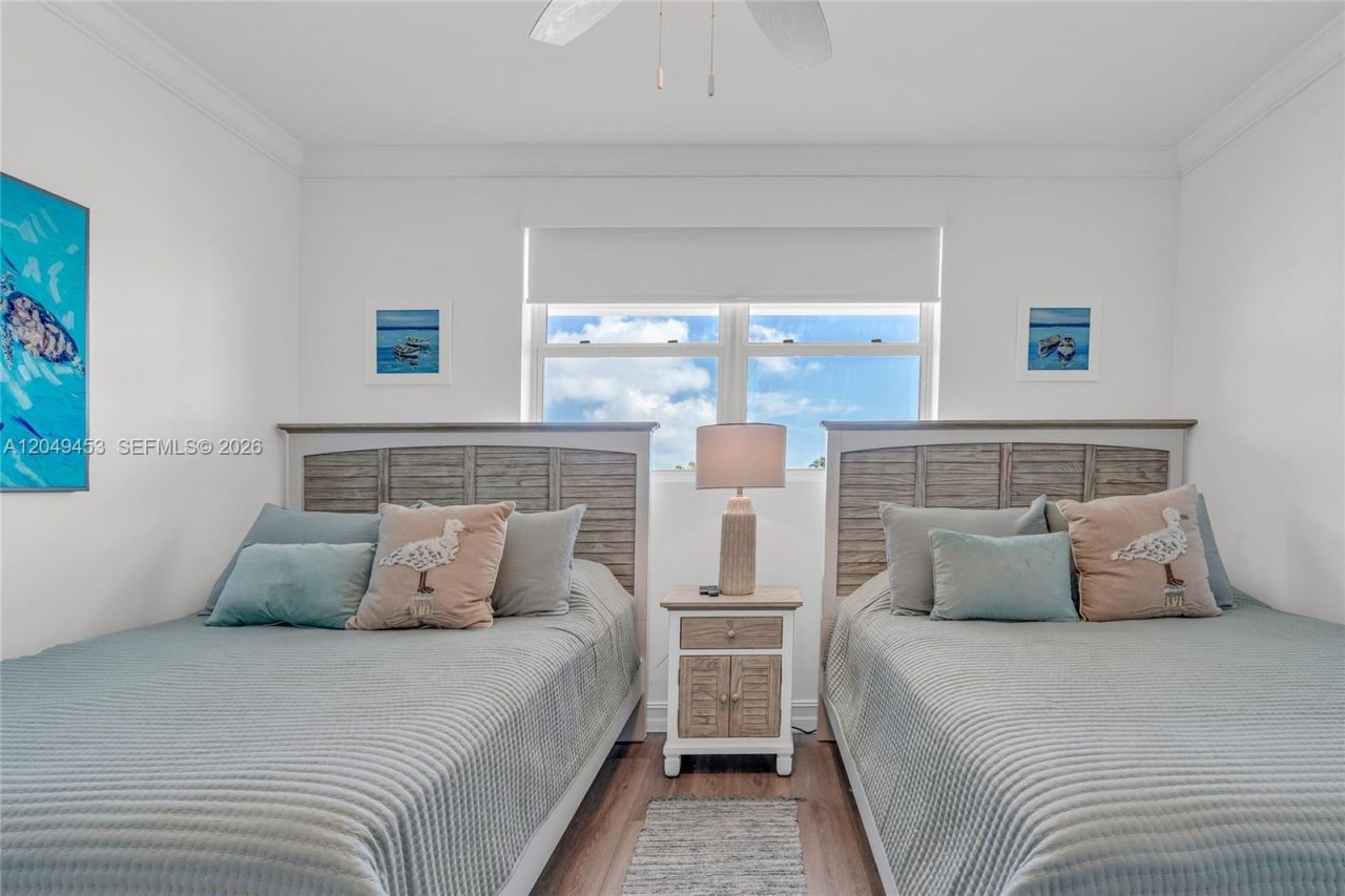 501 E Ocean Dr, Unit 28, Key Colony, FL 33051 Photo