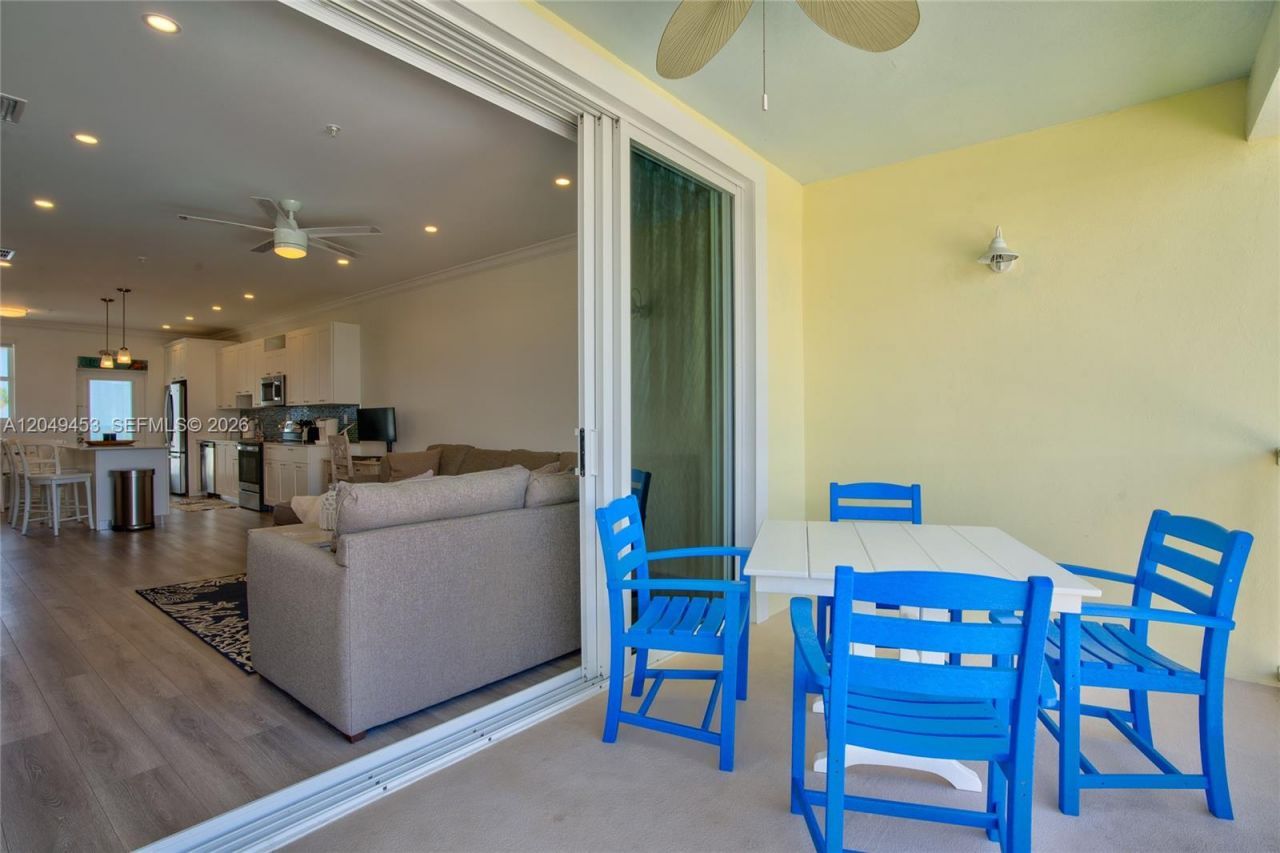 501 E Ocean Dr, Unit 28, Key Colony, FL 33051 Photo
