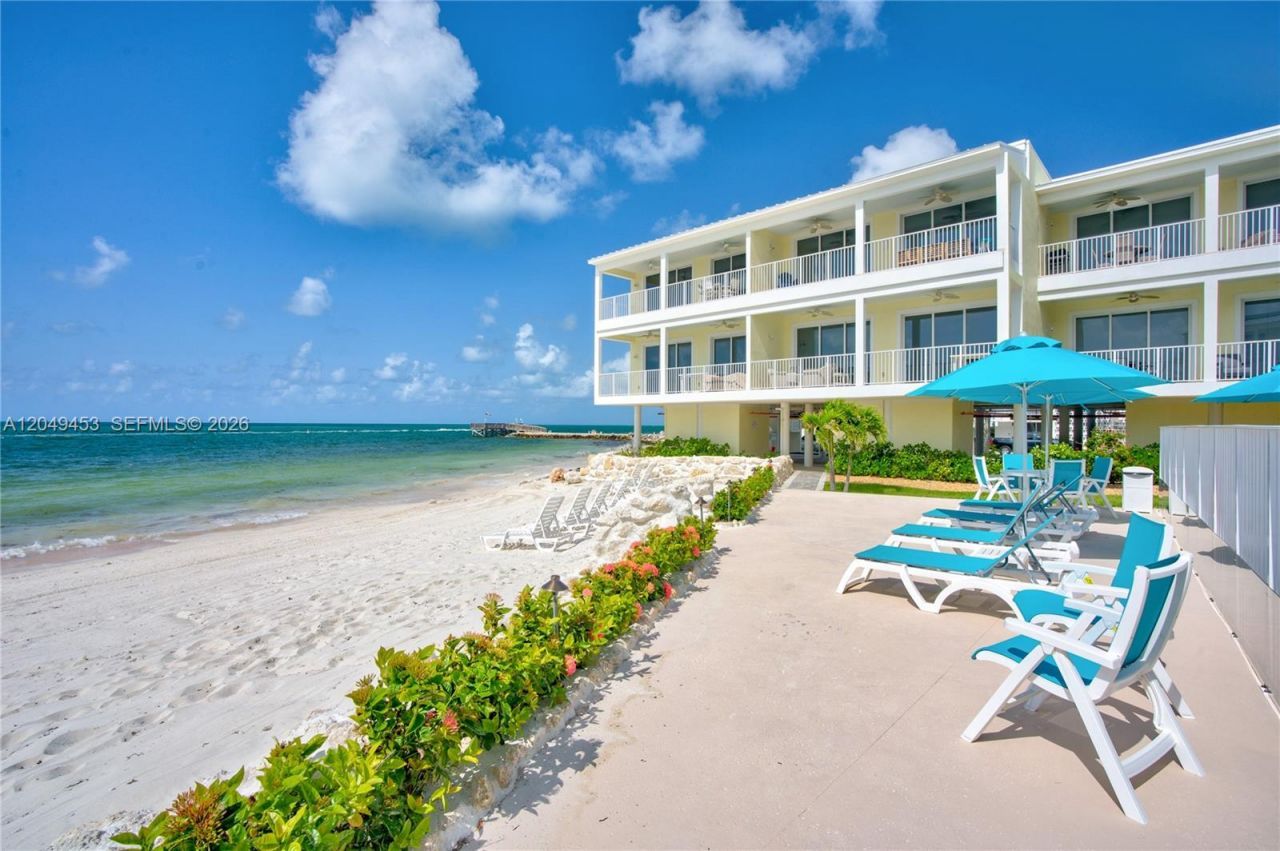501 E Ocean Dr, Unit 28, Key Colony, FL 33051 Photo