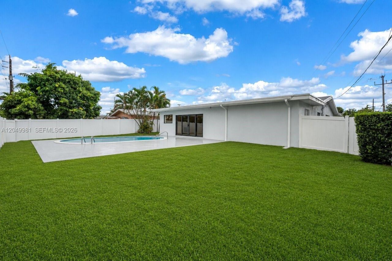 1900 N 48th Ave, Hollywood, FL 33021 Photo
