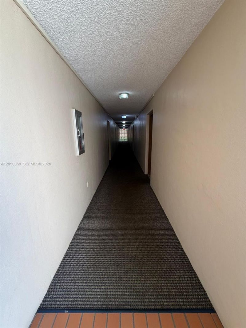 14421 N Kendall Dr , Unit 412M, Miami, FL 33186 Photo