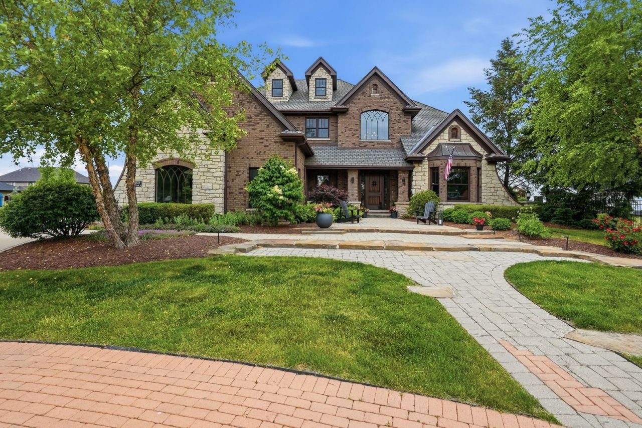 16116 Sandy Bank Court, Homer Glen, IL 60491 Main Photo