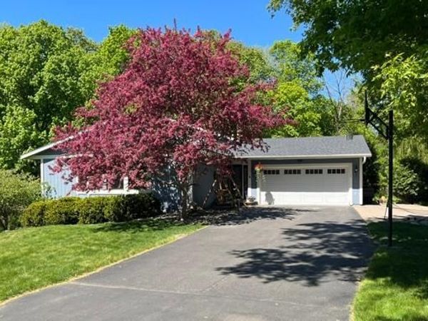 16808 Blenheim Way, Minnetonka, MN 55345