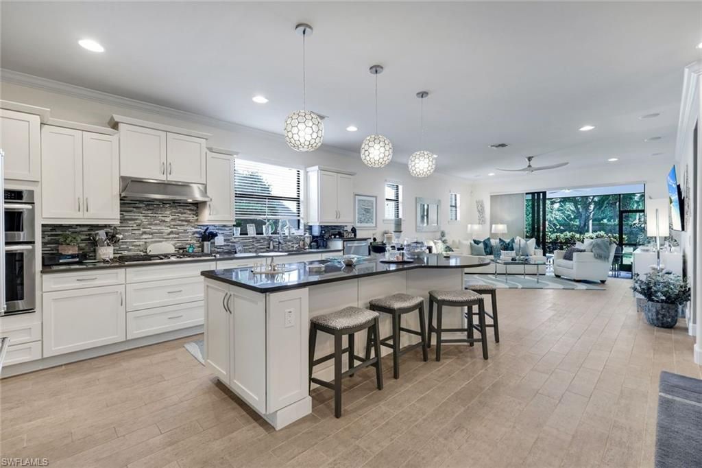 16345 Camden Lakes Cir , Naples, FL 34110 Photo