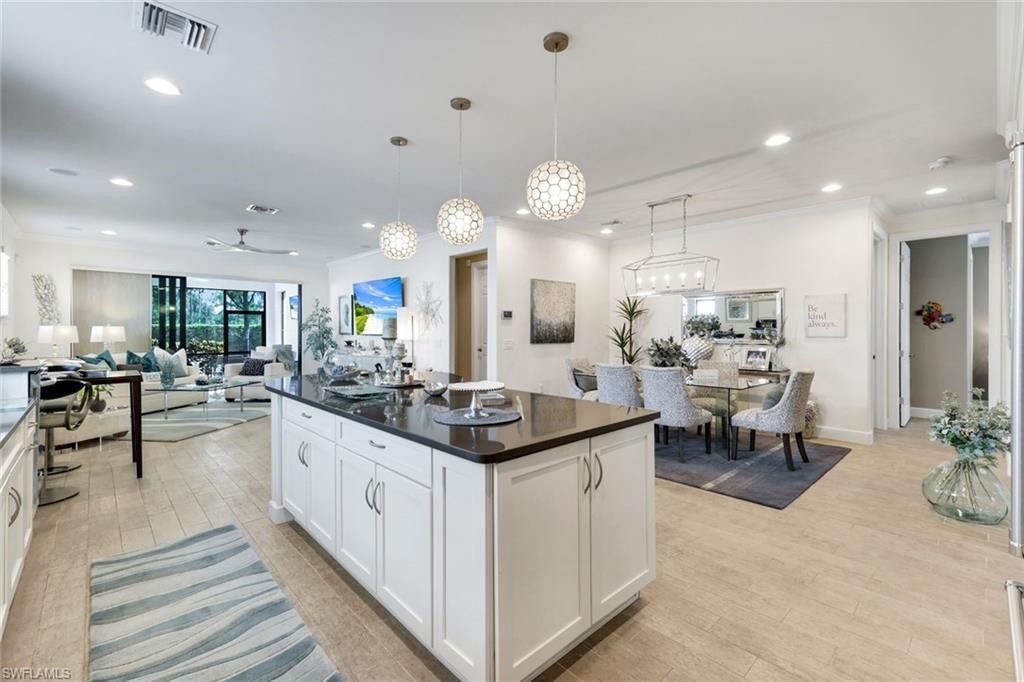 16345 Camden Lakes Cir , Naples, FL 34110 Photo