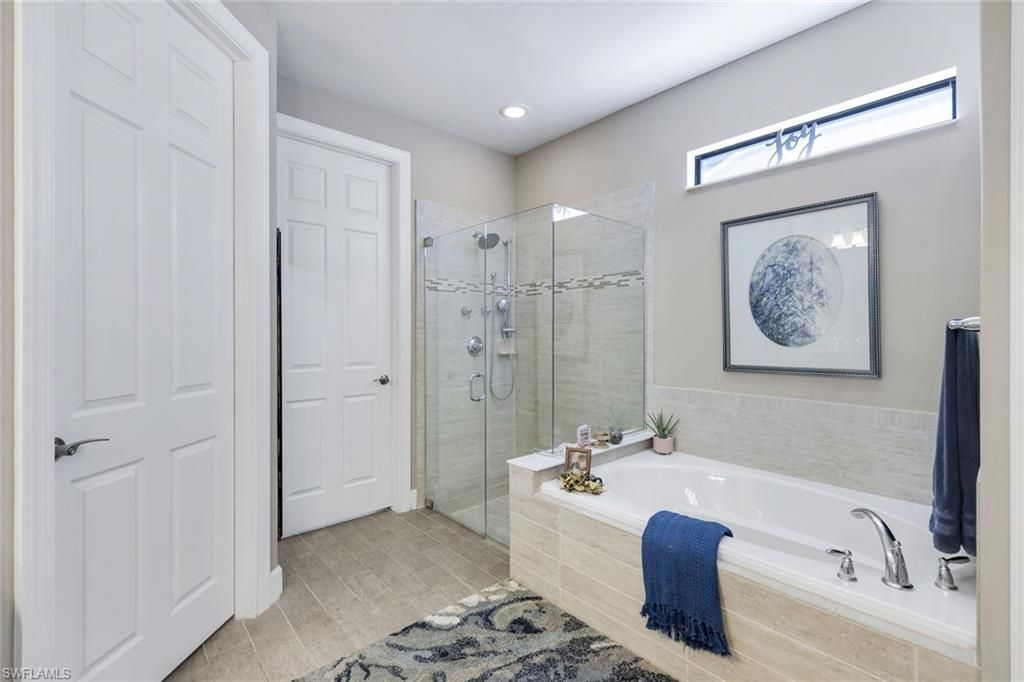 16345 Camden Lakes Cir , Naples, FL 34110 Photo