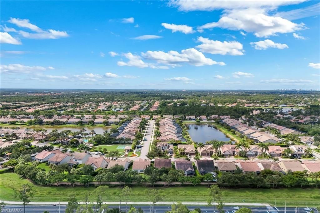 16345 Camden Lakes Cir , Naples, FL 34110 Photo