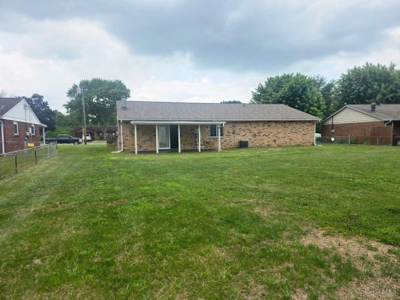 8206 Meadowlark Drive, Carlisle, OH 45005 Photo 10