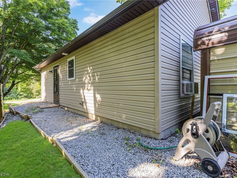 716 W Clark Street, East Palestine, OH 44413 Photo 19