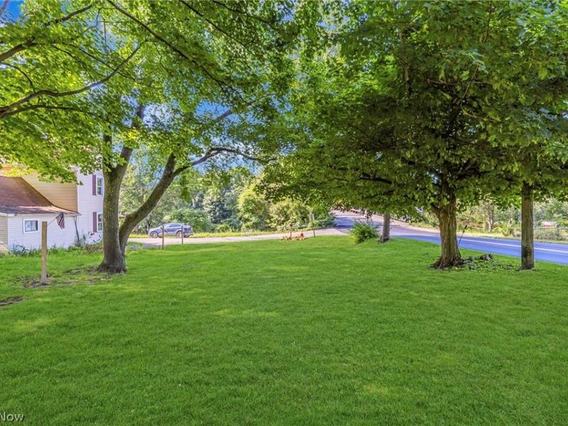716 W Clark Street, East Palestine, OH 44413 Photo 4