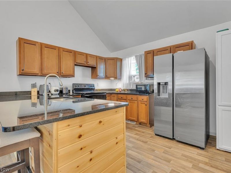 716 W Clark Street, East Palestine, OH 44413 Photo 9