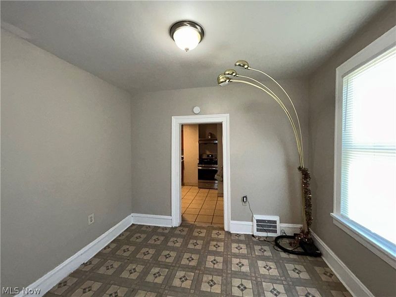 1764 E 33rd Street, Cleveland, OH 44114 Photo 20
