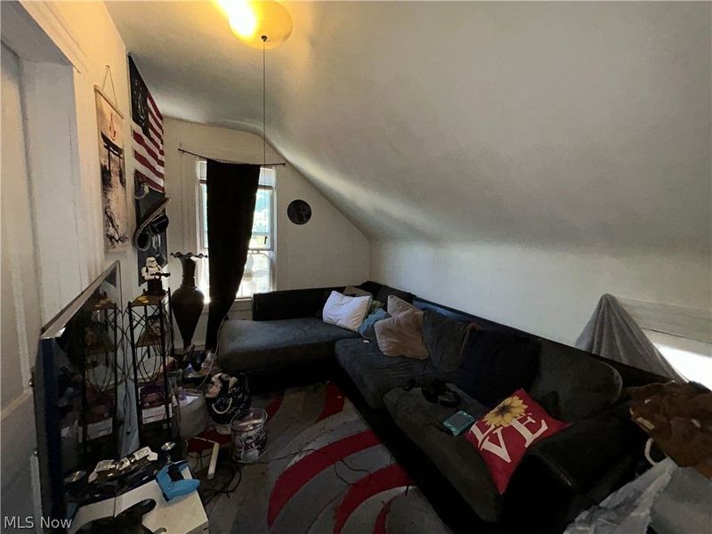 1764 E 33rd Street, Cleveland, OH 44114 Photo 9
