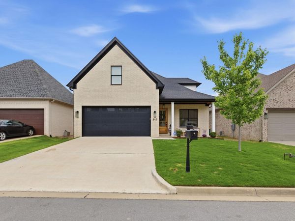 845 Wildcreek Circle, Little Rock, AR 72223