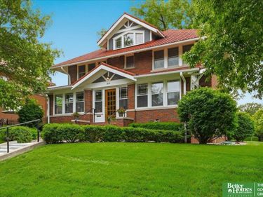 304 S 54th Street, Omaha, NE 68132