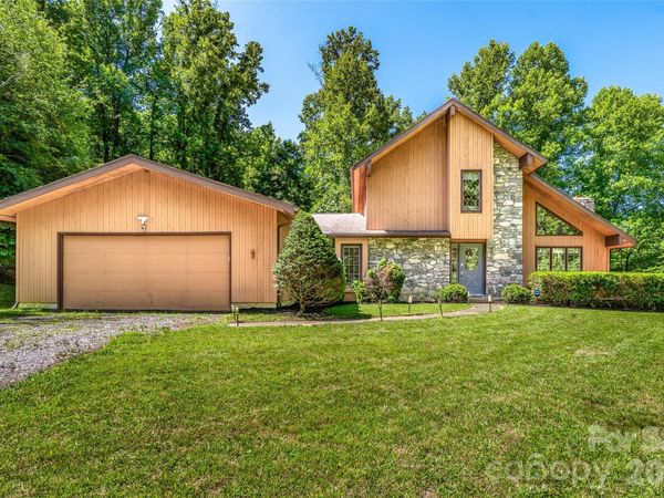 340 Sugar Hollow Road , Fairview, NC 28730