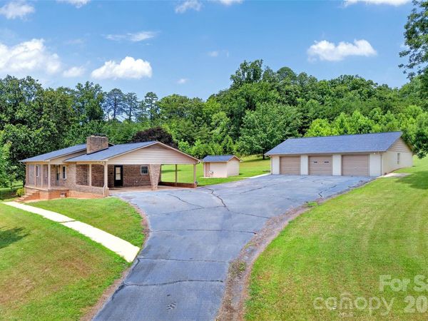 5882 Harmony Grove Road , Nebo, NC 28761