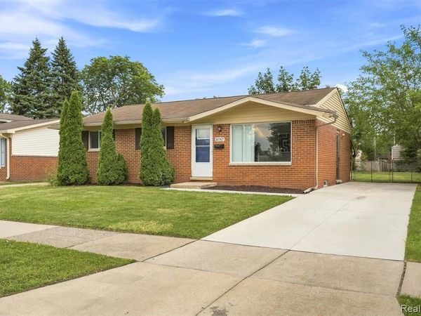 30767 Bennington Street, Westland, MI 48186