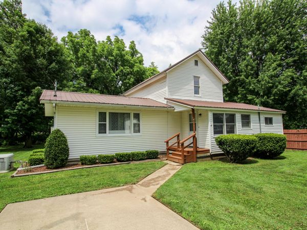 617 E Read Street, Marcellus, MI 49067