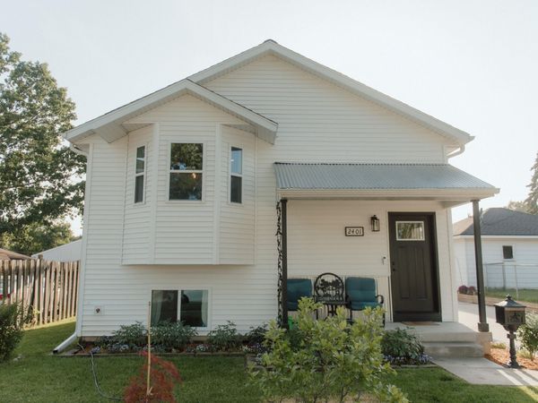 2401 Lamar Avenue SW, Wyoming, MI 49519