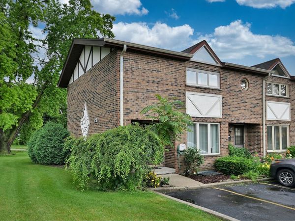 214 N West Avenue, Unit 1, Elmhurst, IL 60126