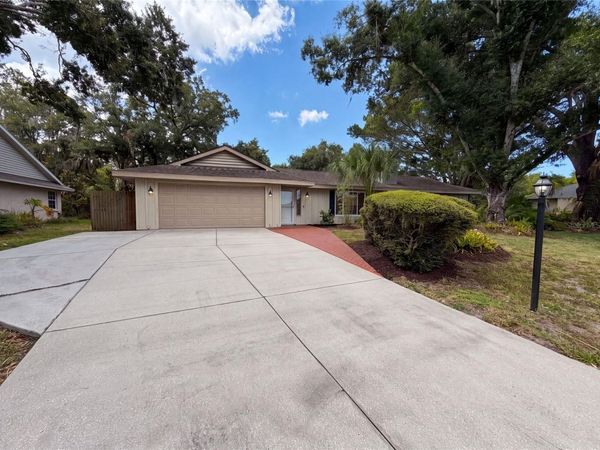 8028 CONSERVATORY CIRCLE , SARASOTA, FL 34243