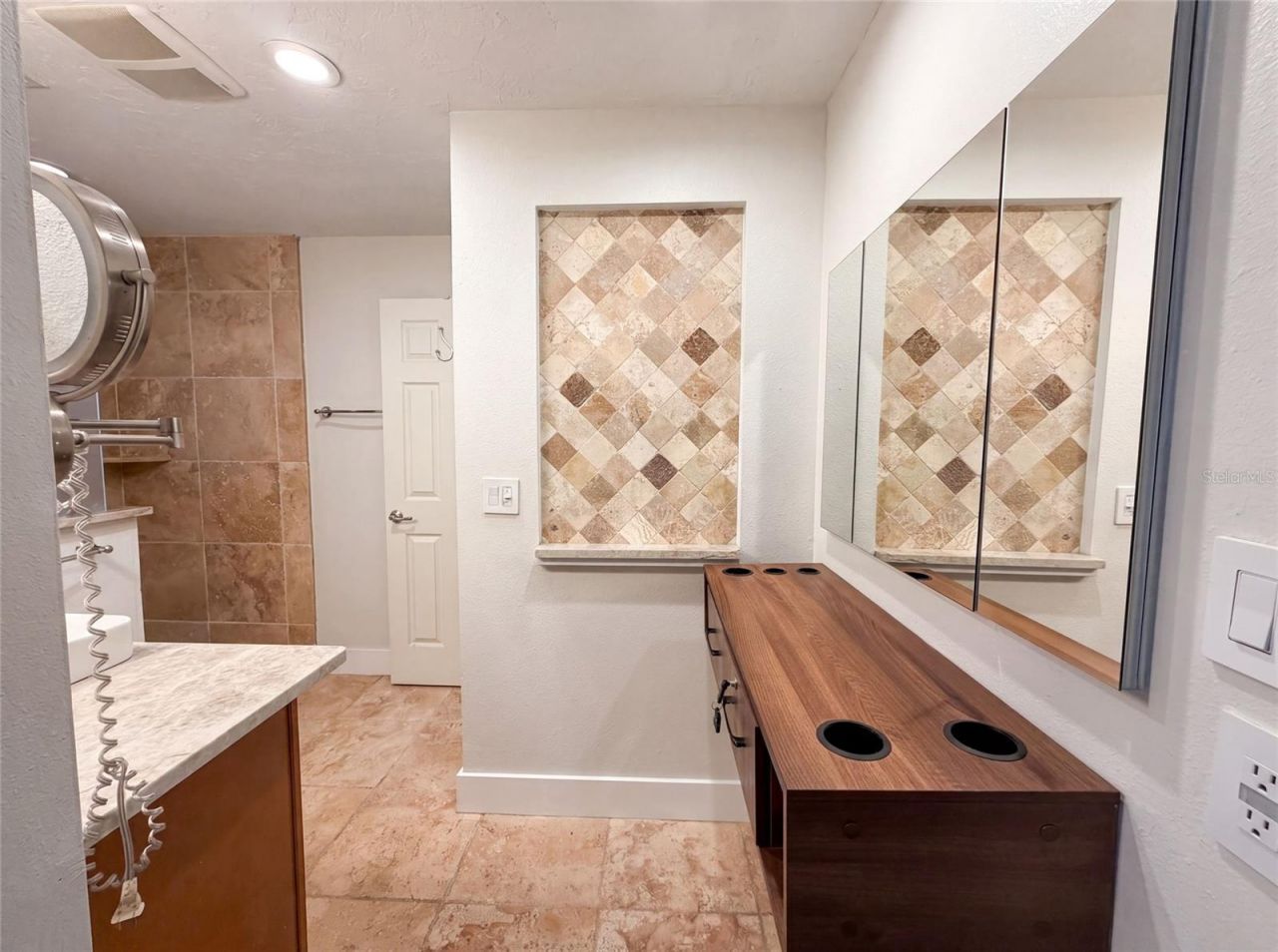 8028 Conservatory Circle, Sarasota, FL 34243 Photo