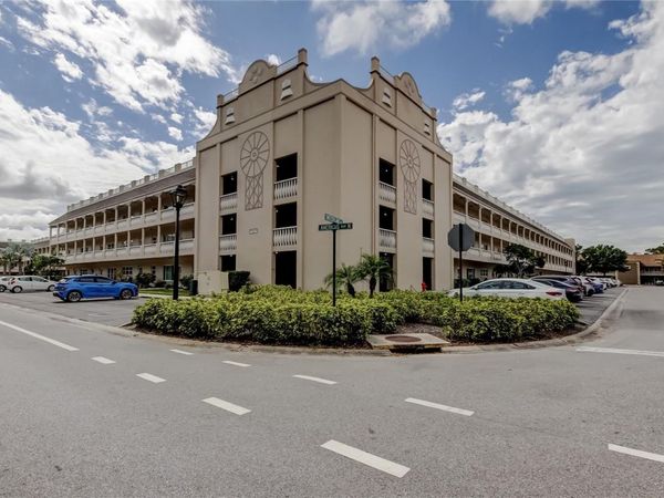 2170 AMERICUS BOULEVARD N, Unit 64, CLEARWATER, FL 33763
