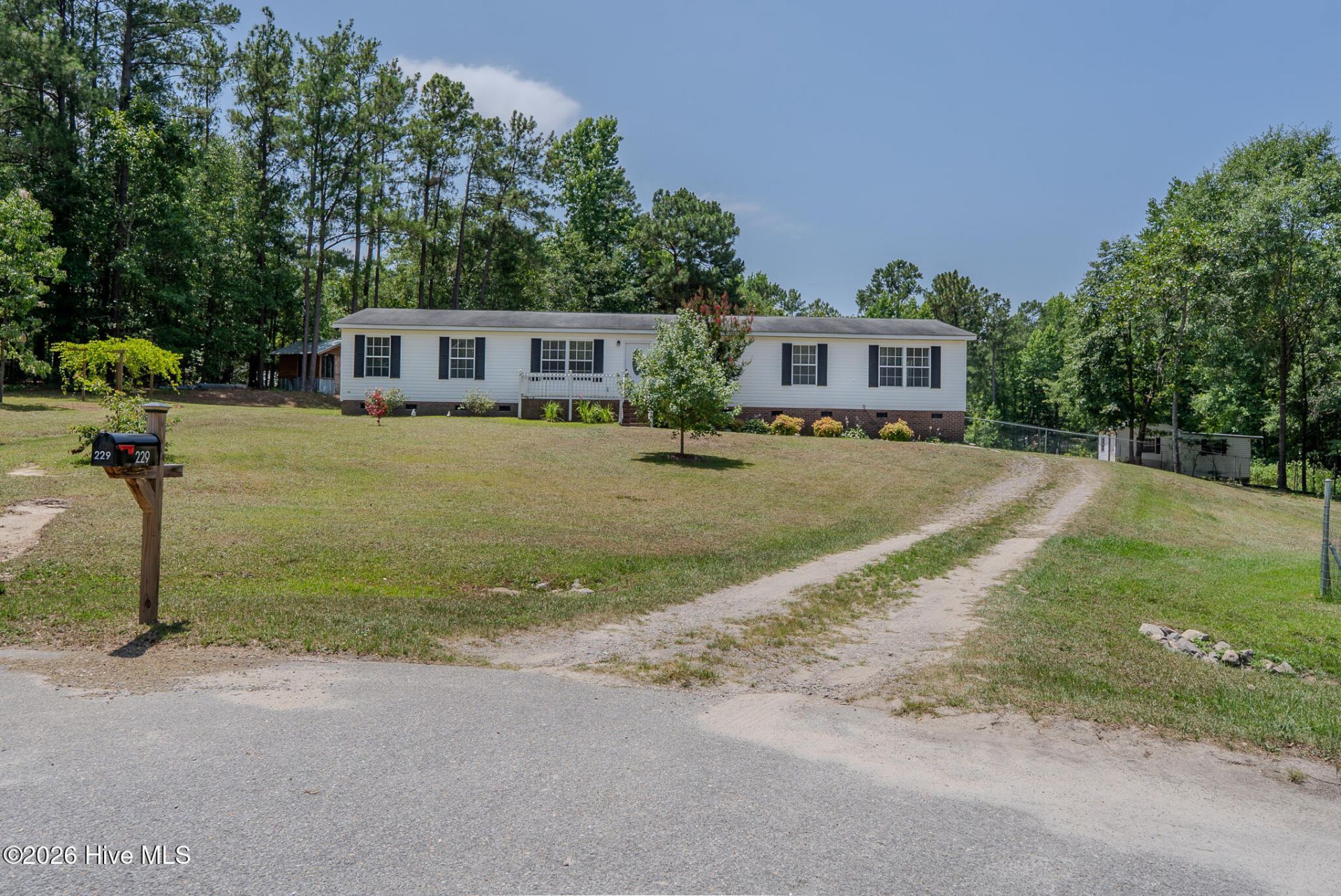 229 Gold Finch Circle, Cameron, NC 28326 Main Photo