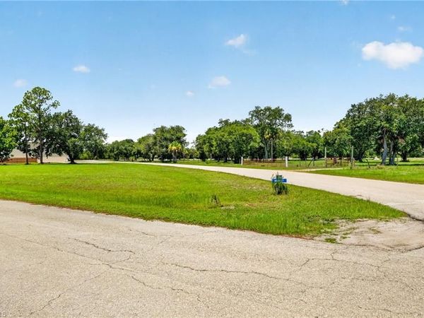 Corner School Ln and Wood St , FORT MYERS, FL 33905