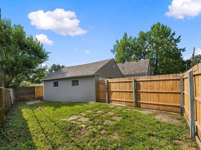 913 Weldon Avenue, Columbus, OH 43224 Photo 38