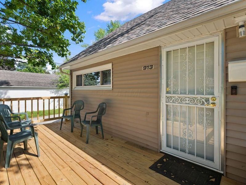 913 Weldon Avenue, Columbus, OH 43224 Photo 4