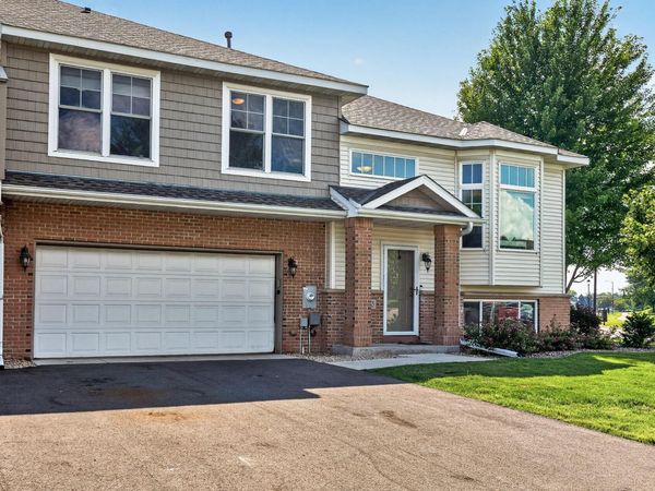 20053 Heritage Drive, Lakeville, MN 55044