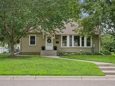 4957 Florida Avenue N, Crystal, MN 55428