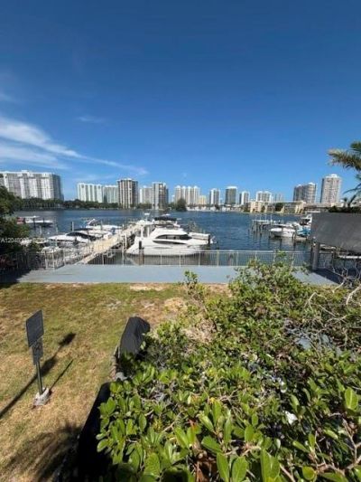 18061 Biscayne Blvd , Unit PH02, Aventura, FL 33160 Photo