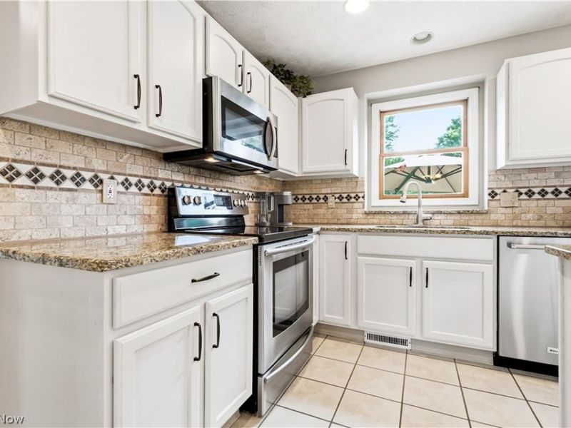 13756 Cartwright, Strongsville, OH 44136 Photo 20