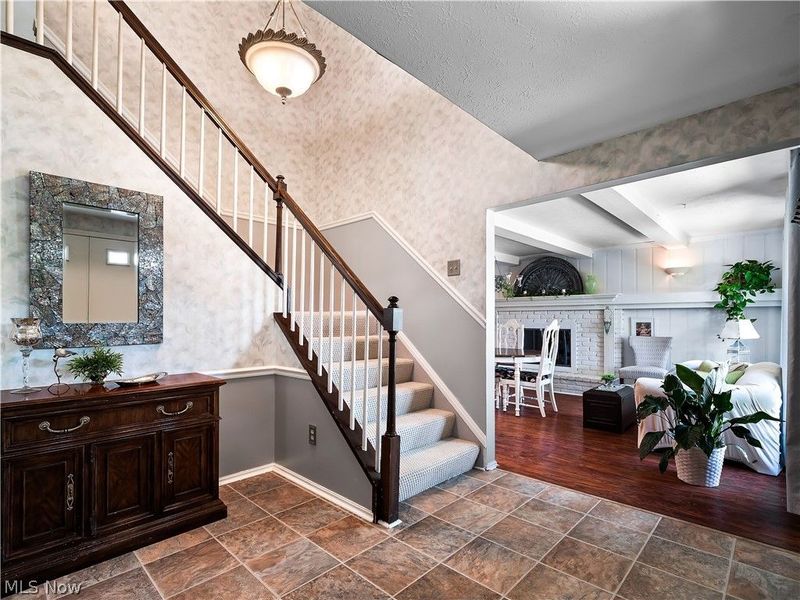 18273 Mallard Circle, Strongsville, OH 44136 Photo 4