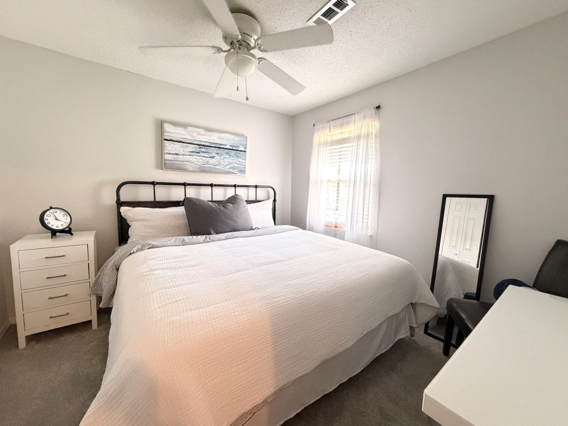 415 Parkdale Drive Photo 14