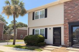 415 Parkdale Drive photo 4