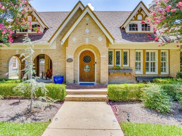 2041 Hawthorne Avenue , Fort Worth, TX 76110