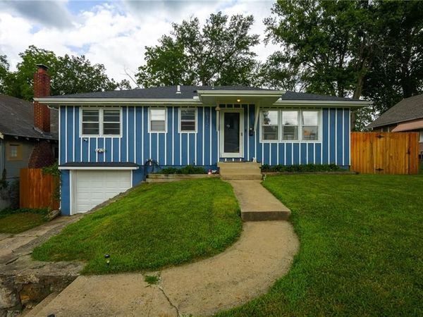8312 Highland Avenue, Kansas City, MO 64131