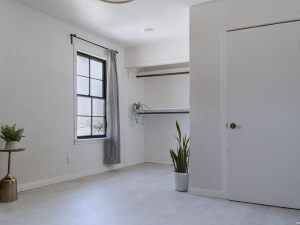 246 Senisa, Unit 202, San Antonio, TX 78228