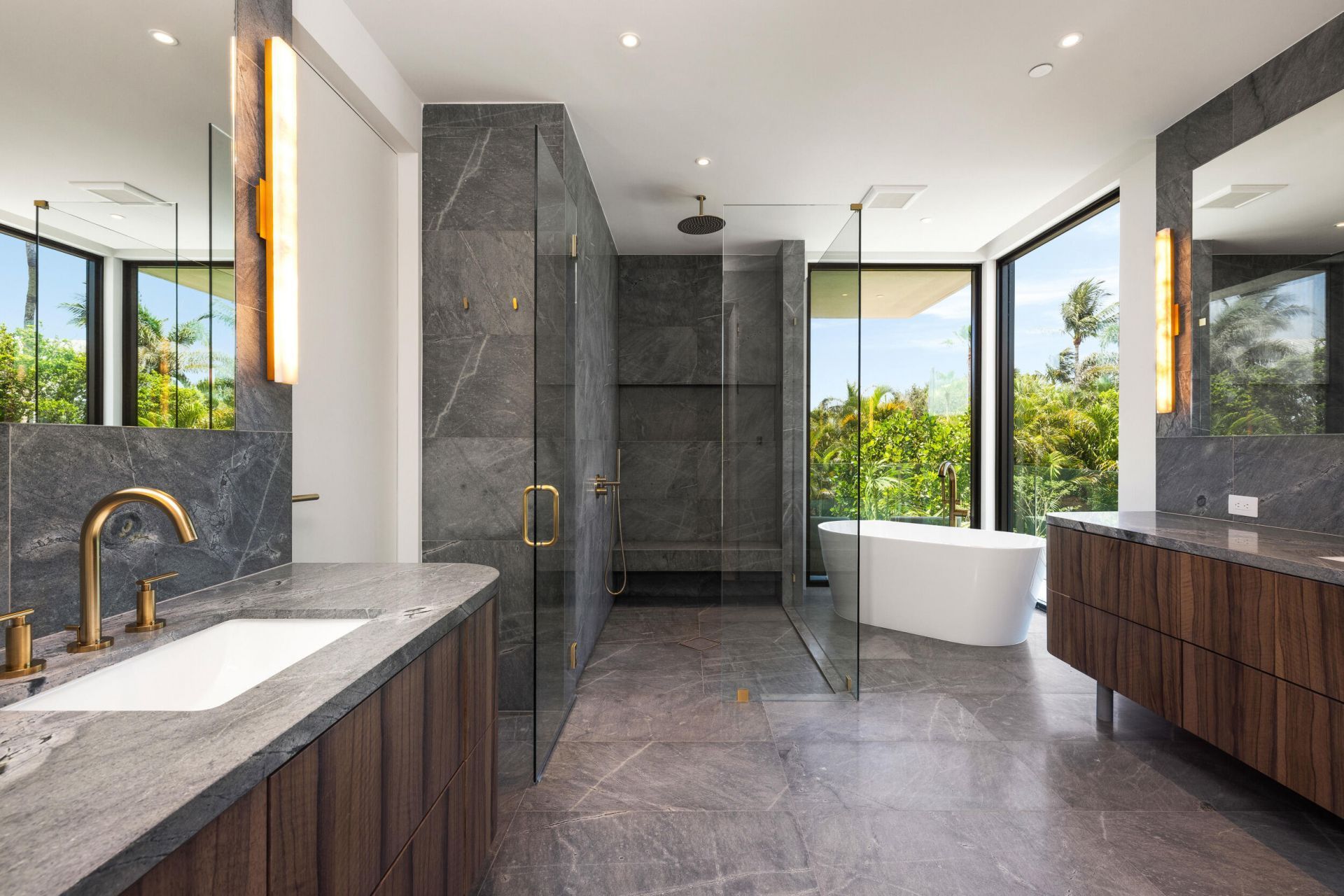 1234 George Bush Boulevard, Delray Beach, FL 33483 Photo