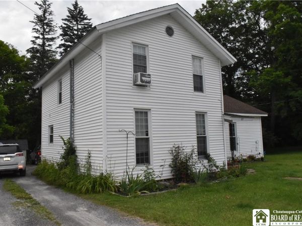 65 Mill Street , Springville, NY 14141