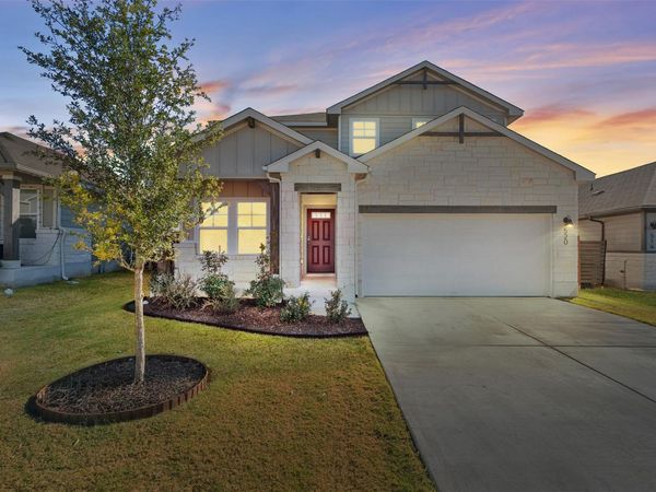 520 Loriner WAY, Liberty Hill, TX 78642