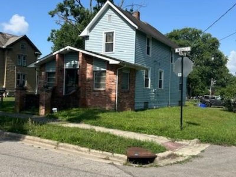 185 Walnut Street , Groveport, OH 43125 Photo 2