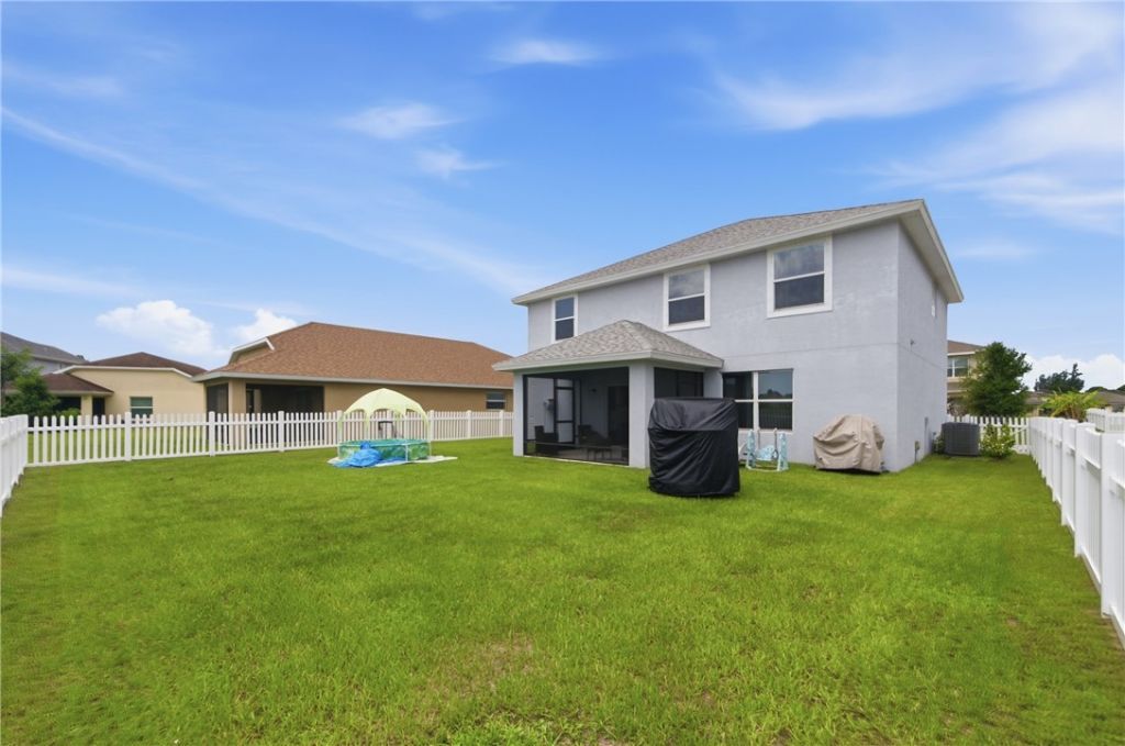 404 Seafoam Circle, Fort Pierce, FL 34945 Photo