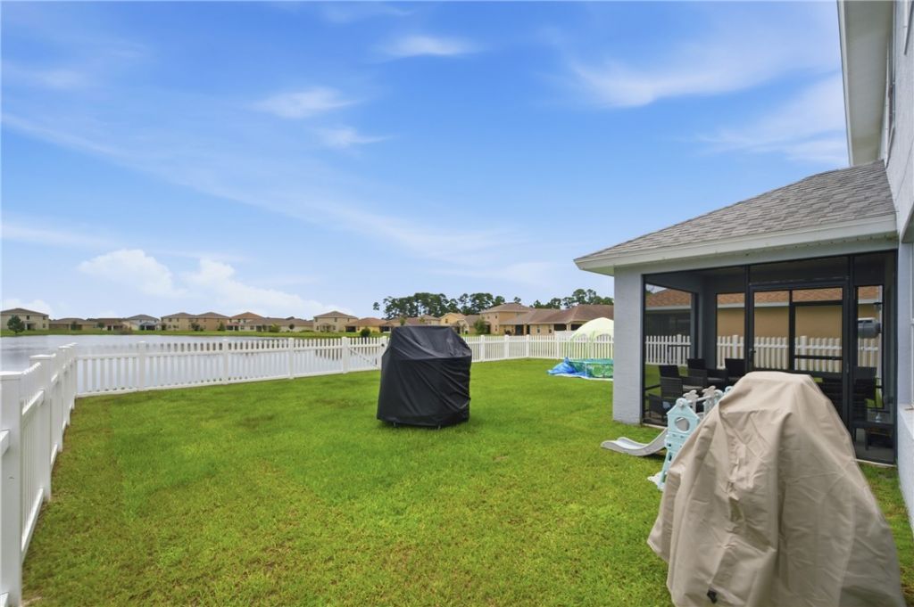 404 Seafoam Circle, Fort Pierce, FL 34945 Photo