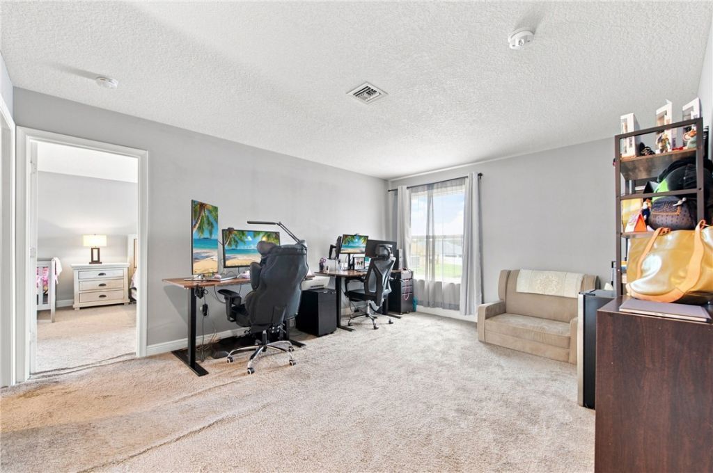404 Seafoam Circle, Fort Pierce, FL 34945 Photo